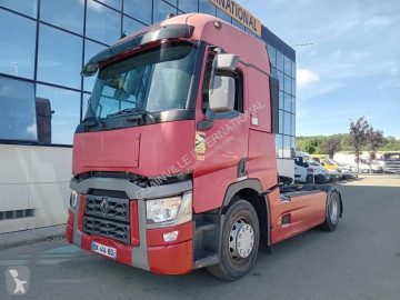 Tracteur Renault 520 Gamme T