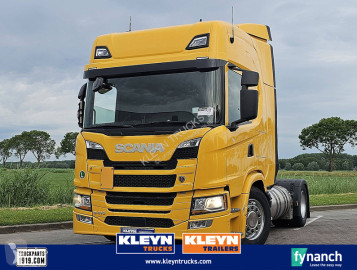 Влекач Scania