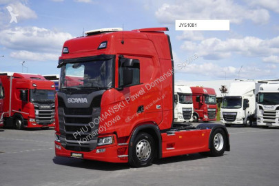 Влекач Scania