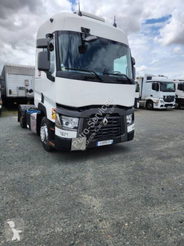 RenaultT-Series460