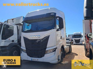 Влекач Iveco S-WAY 510