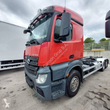 Traktor Mercedes