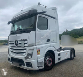 Влекач Mercedes Actros 1853 L