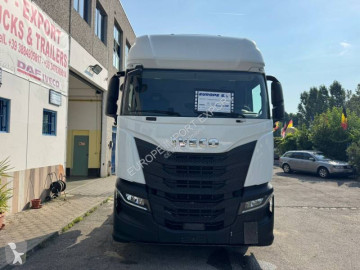 Влекач Iveco S-WAY 480