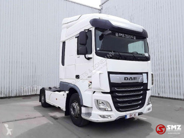 Влекач DAF XF 530
