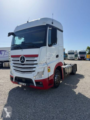 Traktor Mercedes