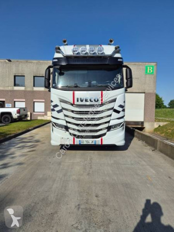 جرار Iveco