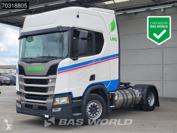 Влекач Scania