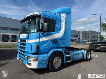Влекач Scania