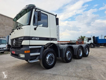 MercedesActros4143