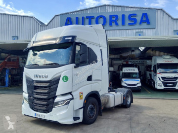 Cabeza tractora Iveco