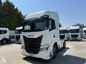 جرار Iveco