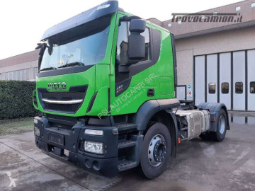 Влекач Iveco