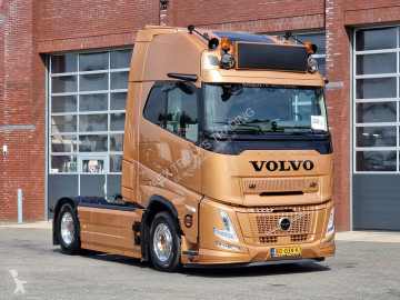 Влекач Volvo FH13 13500 Aero Globetrotter XL 4x2 - New - Full spec - BUFFL interior - Retarder