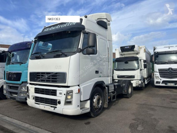 Cabeza tractora Volvo