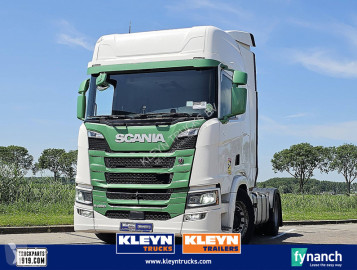 Влекач Scania