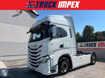 جرار منتجات خطرة / adr Iveco