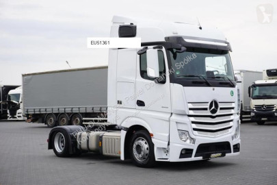 Влекач Mercedes
