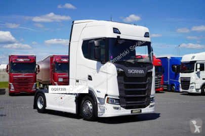Влекач Scania