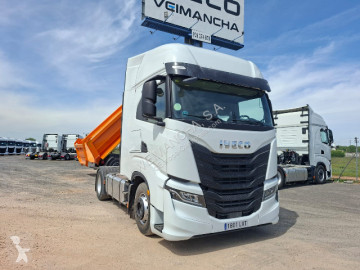 Cabeza tractora Iveco