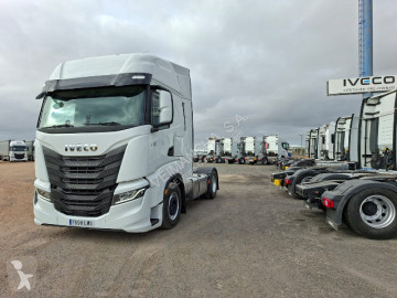 IvecoStralis