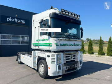 Влекач Renault MAGNUM 480 DXI/ SALONKA/ RETARDER/ LODÓWKA/ NISKI PRZEBIEG