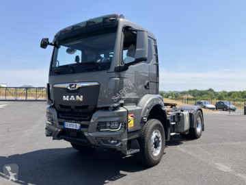 Tracteur convoi exceptionnel MAN