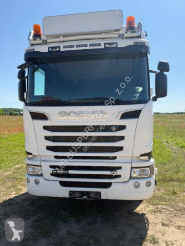 Влекач Scania