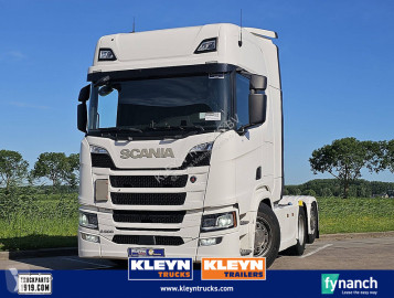 Влекач Scania