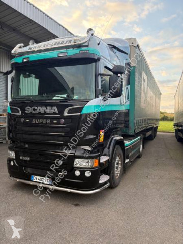 Влекач Scania