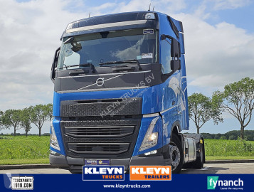 Volvo tractor unit