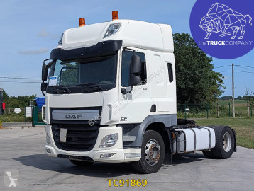 Влекач DAF CF85 440