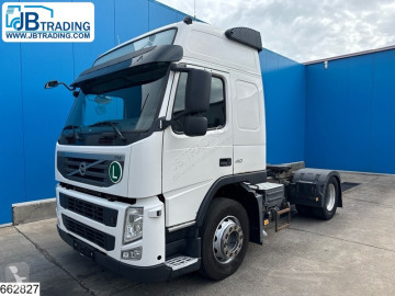 Cabeza tractora productos peligrosos / ADR Volvo