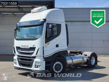 Влекач Iveco