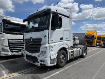 Tracteur Mercedes Actros 1845