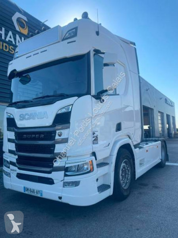 جرار Scania