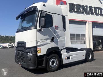 Влекач Renault T-High