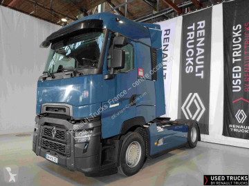 Влекач Renault T-High