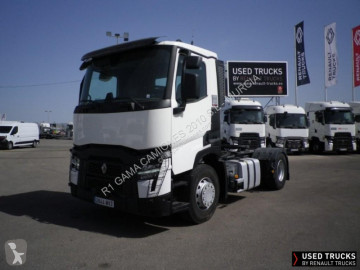 Влекач Renault