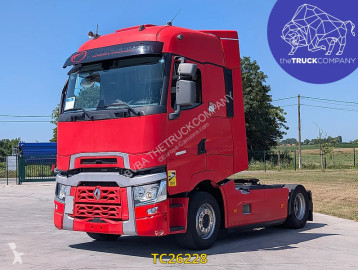 Влекач Renault