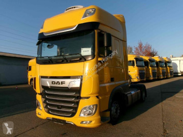 Влекач DAF