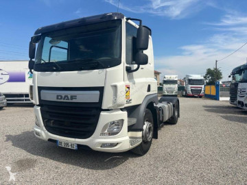 Tracteur DAF CF 400