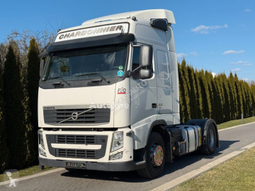 Влекач Volvo