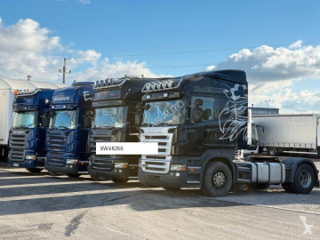 Влекач Scania