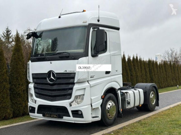 Mercedes