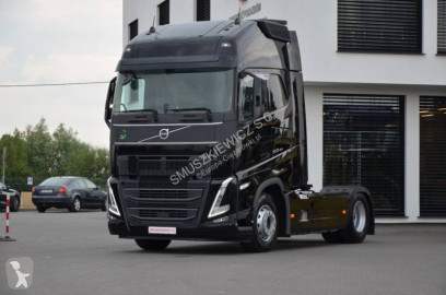 Влекач Volvo FH 500
