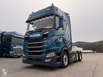 جرار Scania