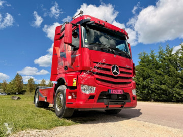 جرار Mercedes