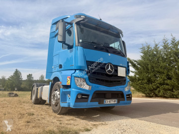 Mercedes