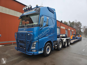 Влекач Volvo